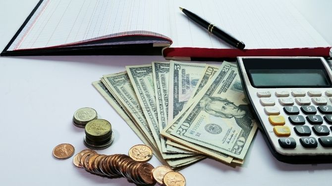 What Common Money Mistakes People Make In Their 30s